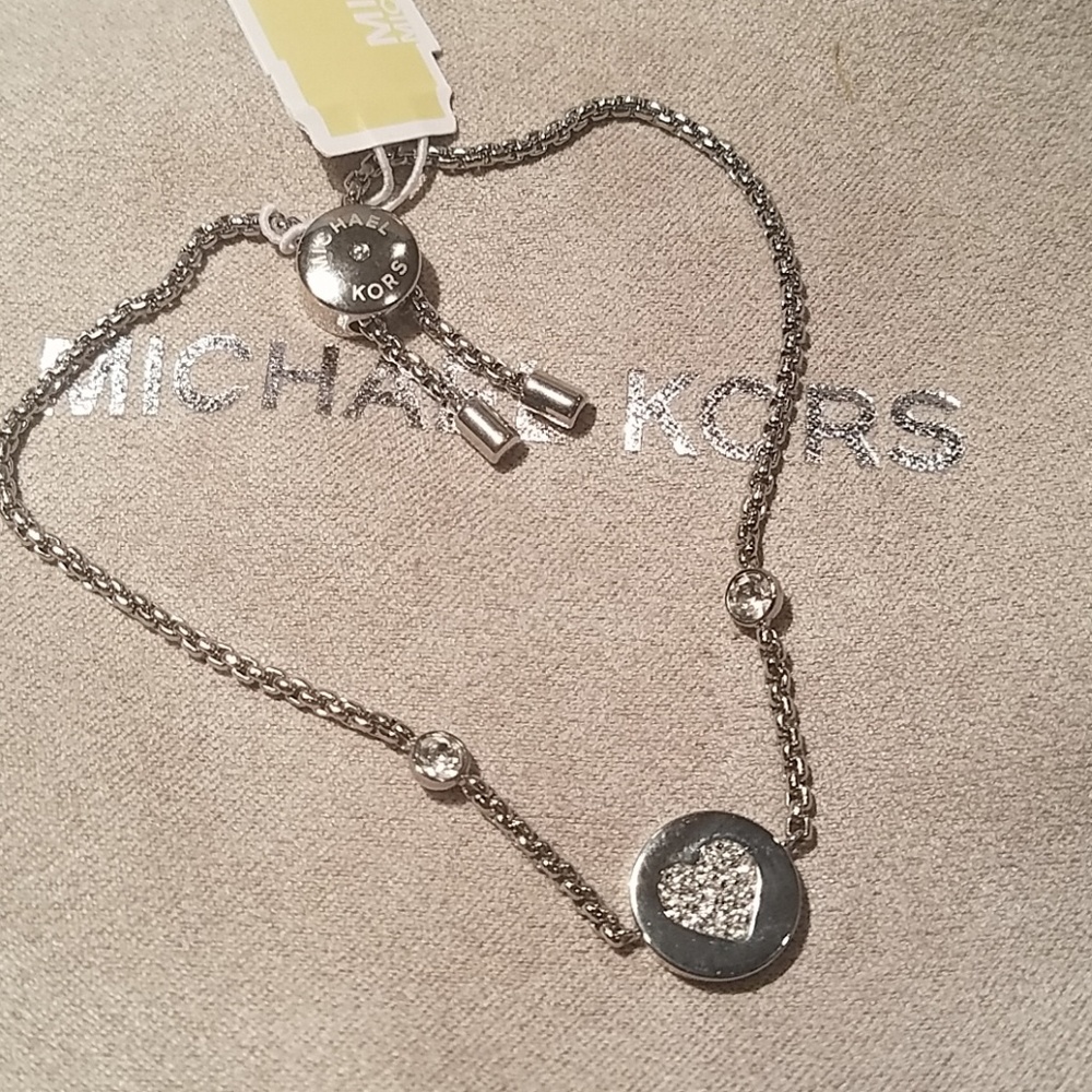 Michael Kors Pave Crystal heart bracelet - Picture 6 of 8